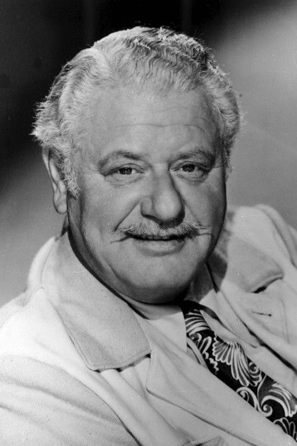 Alan Hale as 'Cookie' Wainwright