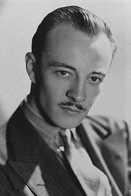 Les Tremayne as Ken Landwell