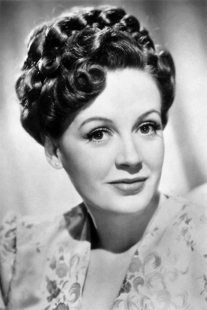 Phyllis Calvert as Mrs. Margaret Munson