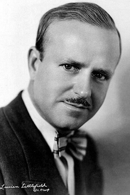 Lucien Littlefield as Max Pascal