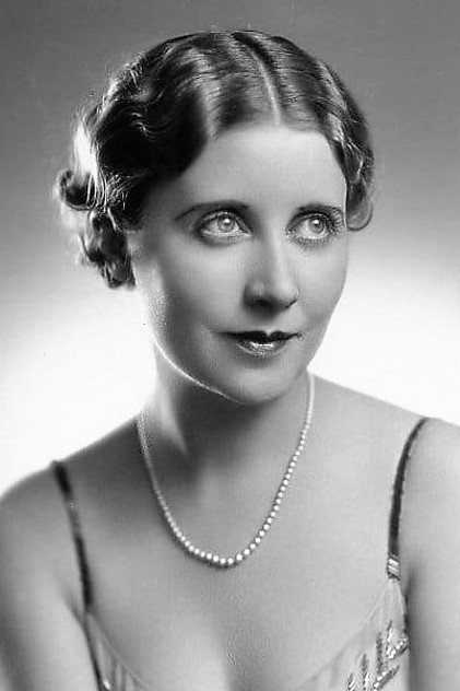 Genevieve Tobin as Eve Caron