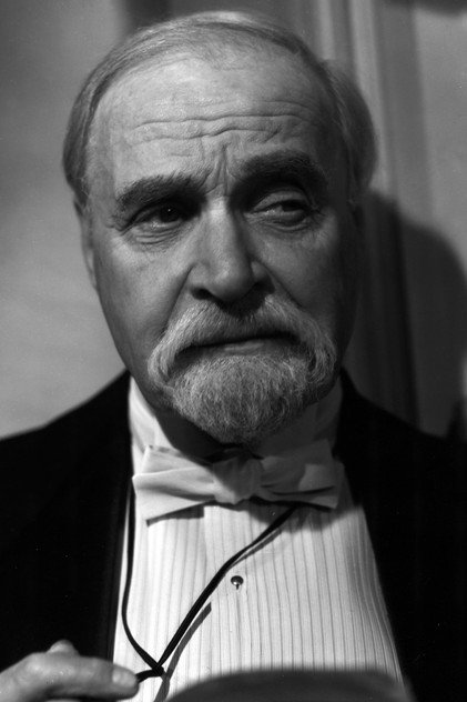 Albert Bassermann as General Borelski