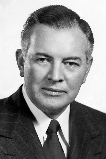 Sidney Blackmer as Arthur Higgins
