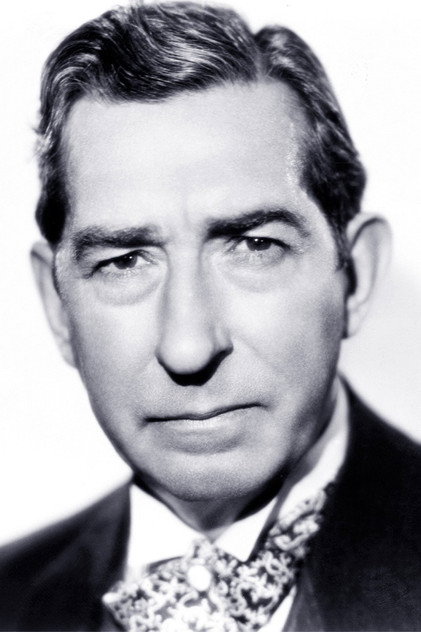 David Landau as Dan Flynn