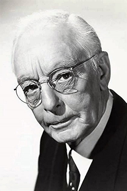Harry Davenport as Thaddeus