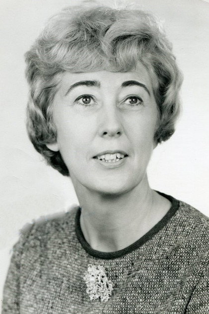 Joan Benham as Hairdresser's Receptionist (uncredited)