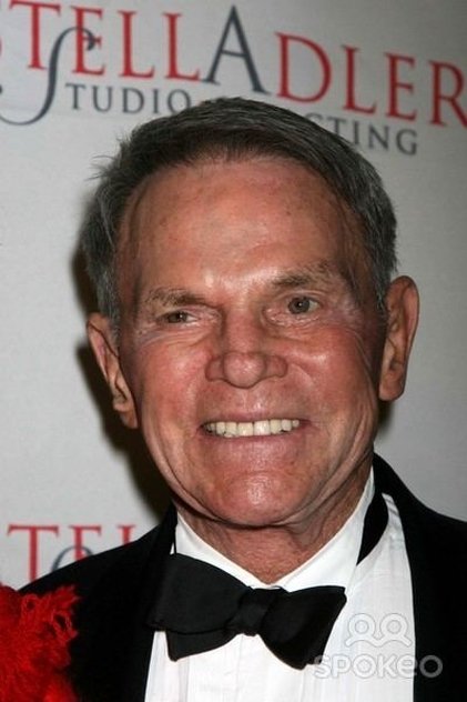 Ted Hartley as Yuri Andreyovitch